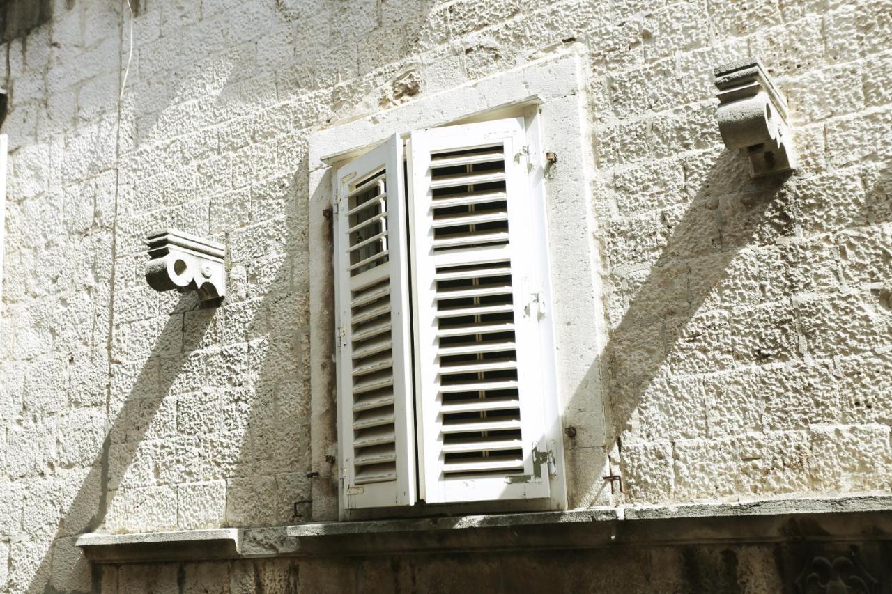 Palace Wall Residences سبليت المظهر الخارجي الصورة
