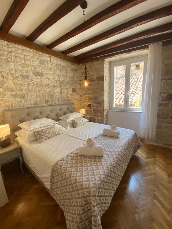 Palace Wall Residences سبليت المظهر الخارجي الصورة