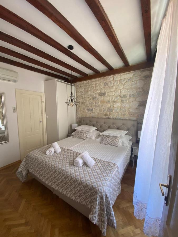 Palace Wall Residences سبليت المظهر الخارجي الصورة